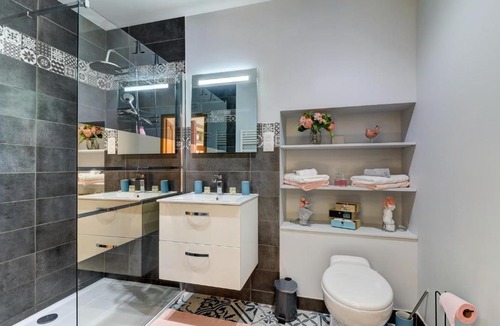 Collonge-en-Charollais Apartment | Le Petit Pressoir - Charmant studio