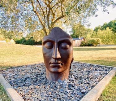 Longue-Jumelles House | Le Petit Puits