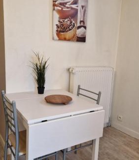 Chinon Apartment | Le petit quai # Studio # site historique