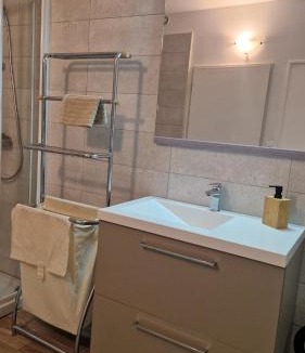 Chinon Apartment | Le petit quai # Studio # site historique