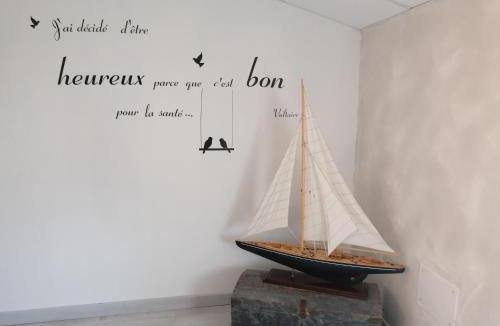 Gemozac House | Le petit Radieux