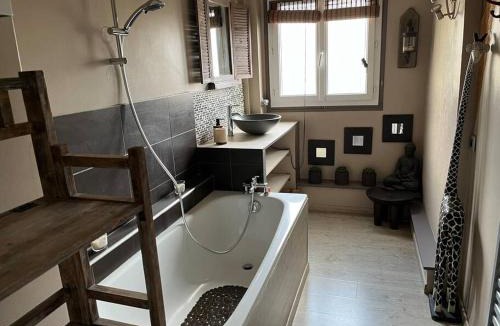 Centre Ville Apartment | Le petit Refuge - hyper centre Compiegne