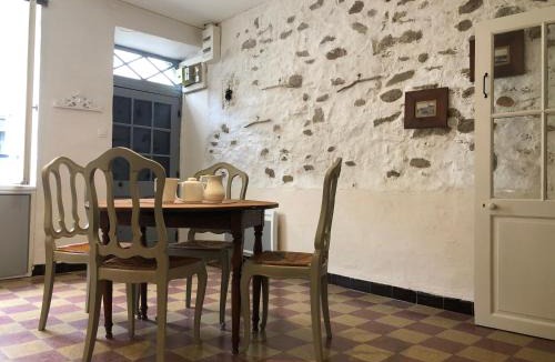 Trebes House | Le Petit Relais du Canal