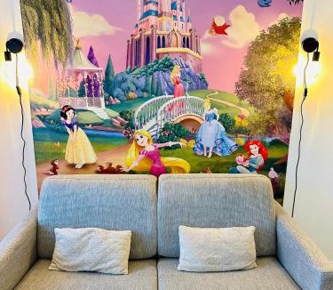 Bailly-Romainvilliers Apartment | Le petit Royaume des princesses 14 min Disneyland