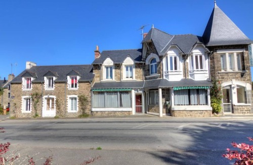 La Richardais Apartment | Le Petit Robinson by Interhome