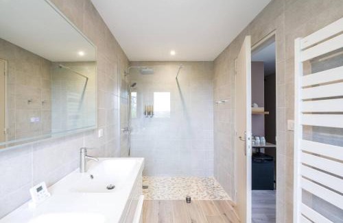 Centre Ville House | Le Petit Rocher