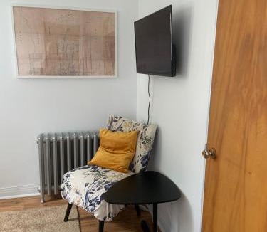 Saint-Alexis-des-Monts Apartment | Le Petit Saint-Joseph