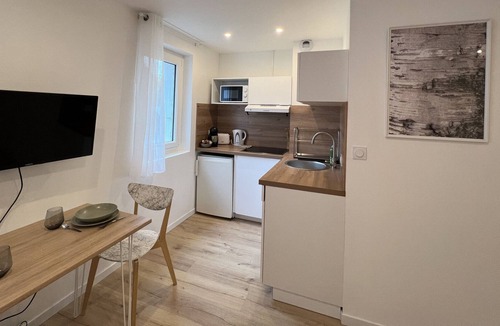 Cote Pavee Apartment | Le Petit Sauveur:studio&parking