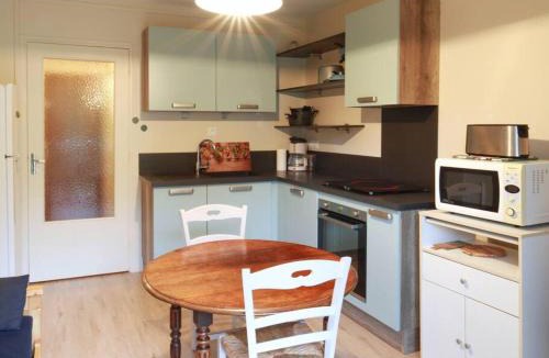 Savignac-les-Ormeaux Apartment | Le petit skieur