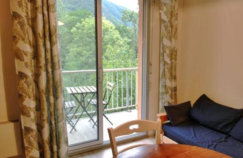 Savignac-les-Ormeaux Apartment | Le petit skieur