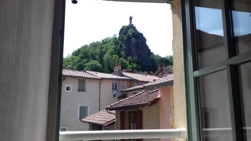 Aiguihe Apartment | Le Petit St Jacques