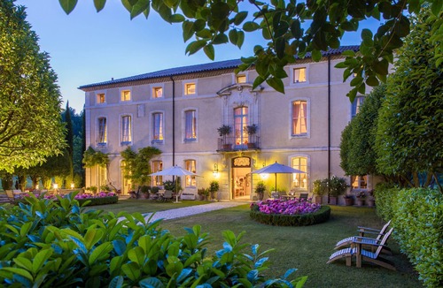 Loriol-du-Comtat Cottage | Le petit Talaud le cottage du Château