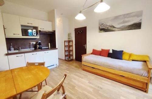 Saint-Mamet Apartment | Le petit Vénasque, T2, jardin, parking, 4 personnes