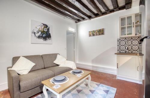 Notre-Dame Apartment | Le petit Versailles T2 cosy proche Paris