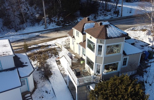 Pointe-au-Pic Ski Chalet | LE PHARE-DU-QUAI