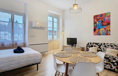 Voiron Apartment | Le Pianiste