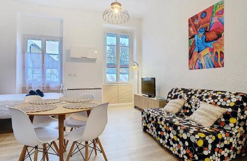 Voiron Apartment | Le Pianiste
