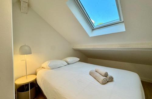 Moliere Vauban Apartment | Le picasso - Lyon les halles