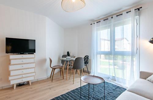 Saint-Genis-les-Ollieres Apartment | Le Piccandet
