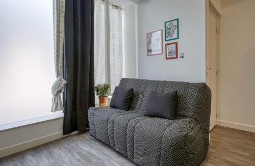 Laval Apartment | Le Pied-à-Terre - Wifi - Centre-ville