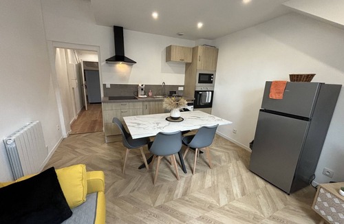 Ecommoy Apartment | Le Pigeon Voyageur - 4 p - Circuit - Rêve au Mans