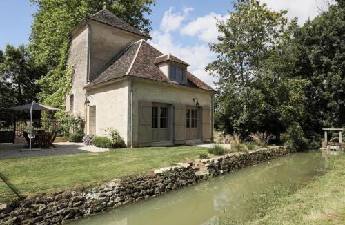 Rouvray House | Le Pigeonnier Colbert