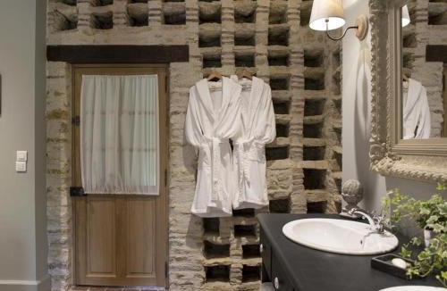 Rouvray House | Le Pigeonnier Colbert