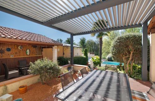 Villaudric Bed & Breakfast | Le Pigeonnier De La Villa Lamoure
