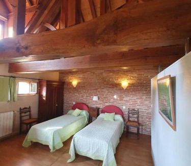 Larrazet House | Le Pigeonnier de Roudet