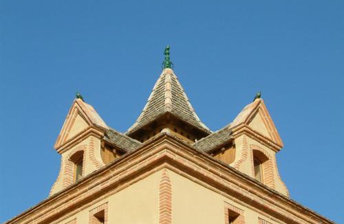 Larrazet House | Le Pigeonnier de Roudet