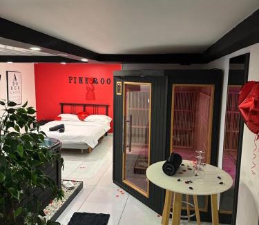 Republique - Tolstoi Apartment | le pink