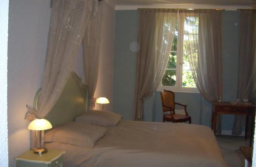 Lafrancaise Bed & Breakfast | Le Platane