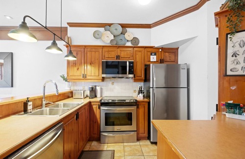Mont-Tremblant Condo | Le Plateau Ski In/Out w/3bdrs w/Pool Access