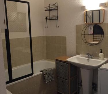 Granville Apartment | Le PLATGOUSSET