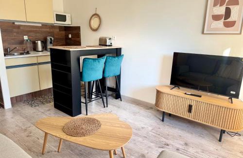 Le Couchant Apartment | Le Plein Soleil- Studio Piscine et Plage a 100m- La Grande Motte