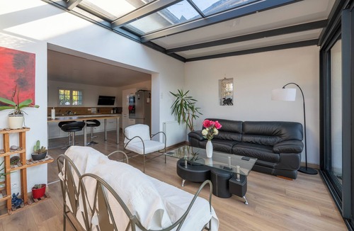 Donnemarie-Dontilly House | Le Plexus - 11 people - Relaxation & Zen- Sauna & Jaccuzi
