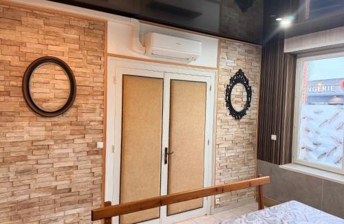 Marconne Villa | Le plume art de sophie