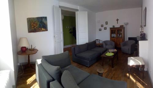 Saint-Savin Villa | LE POINT DU JOUR