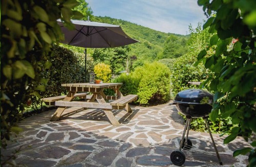 Montferrer Apartment | Le Pommier, a tranquil retreat with pool in its own valley 30 miles from the sea