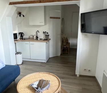 Pont-l'Eveque Apartment | Le Pons Episcopi