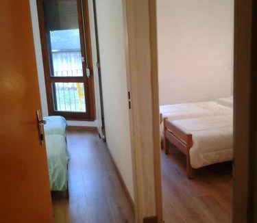 Saint-Sauveur-Camprieu Hotel | Le pont du moulin