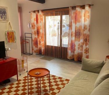 Fontvieille Apartment | Le pop Daudet