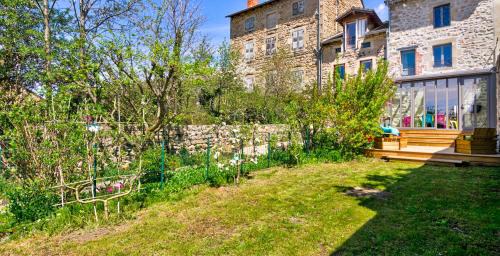 Saint-Julien-Chapteuil Apartment | Le Pop