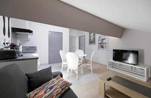 Albi Apartment | Le Porta 5