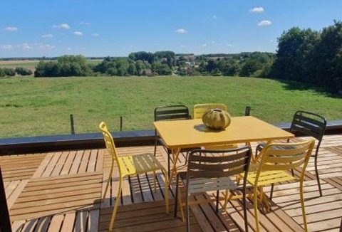 Saint-Hilaire-Cottes House | Le pré en bulles