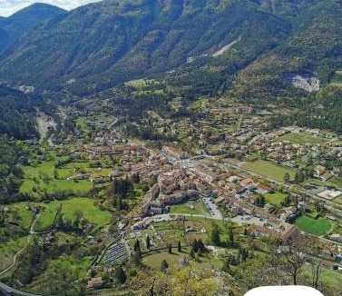 Annot House | Le Pré Martin, gîte de chalets