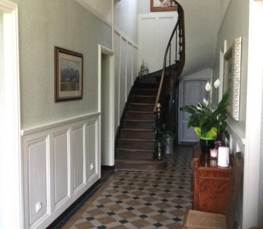 Passais-Villages Bed & Breakfast | Le Presbytère Chambre D'Hôtes