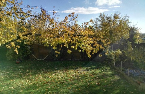 Les Ageux Apartment | Le presbytère, 2-star gite, in the countryside, near Parc Astérix