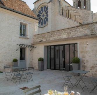 Thiveral-Grignon House | Le Presbytère de Thiverval