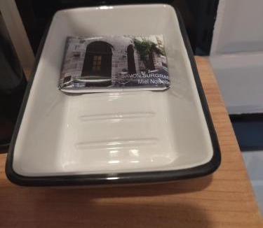 Cardaillac Bed & Breakfast | Le Pressoir chambres d'hôtes